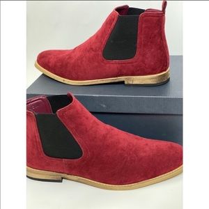 Chelsea Boots